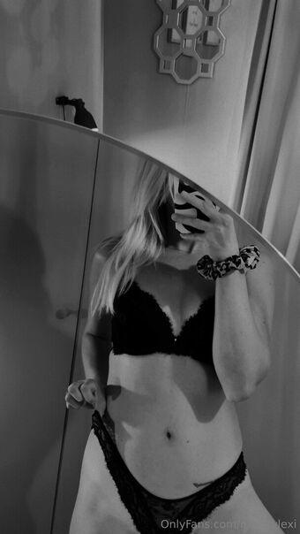 mandylexi Foto Nua Vazada OnlyFans 60