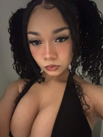 mariiiisel Foto Nua Vazada OnlyFans 122