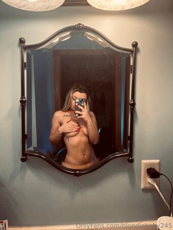 mckenziebb Foto Nua Vazada OnlyFans 10