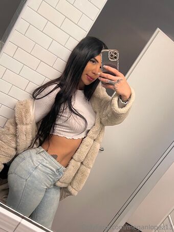 Meganlopez13 Foto Nua Vazada OnlyFans 43