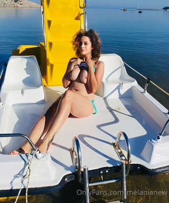 Melania Foto Nua Vazada OnlyFans 12