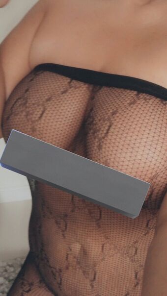 Mercedes Twitter Milf