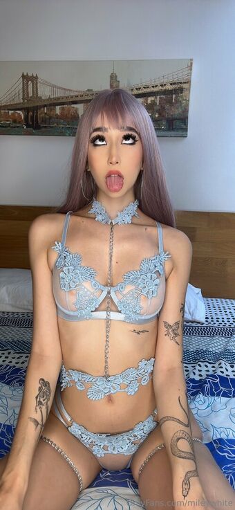 mileywhite Foto Nua Vazada OnlyFans 34