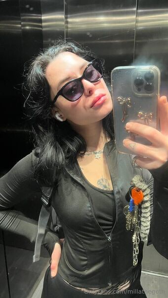 millathegoth Foto Nua Vazada OnlyFans 11