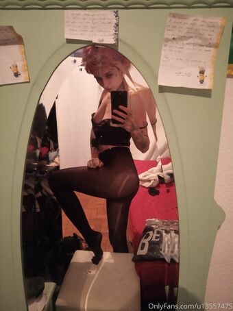 millenesg Foto Nua Vazada OnlyFans 8