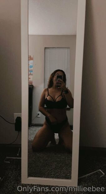 millieebee Foto Nua Vazada OnlyFans 2
