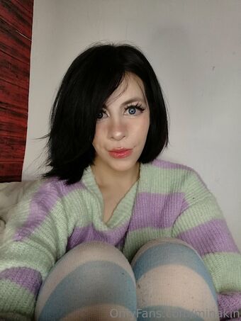 minakin Foto Nua Vazada OnlyFans 13