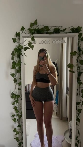 mischiidc Foto Nua Vazada OnlyFans 15