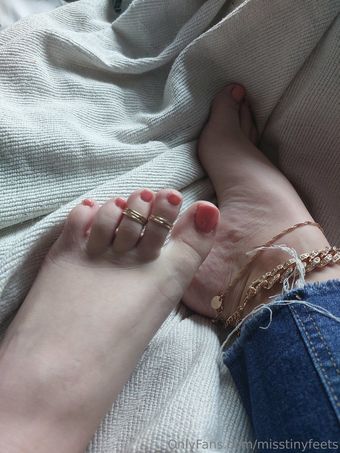 misstinyfeets Foto Nua Vazada OnlyFans 10