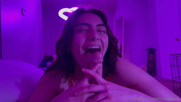 mixedtwinx Foto Nua Vazada OnlyFans 1
