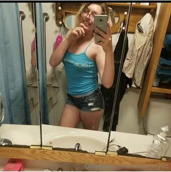 mizzymay95 Foto Nua Vazada OnlyFans 31