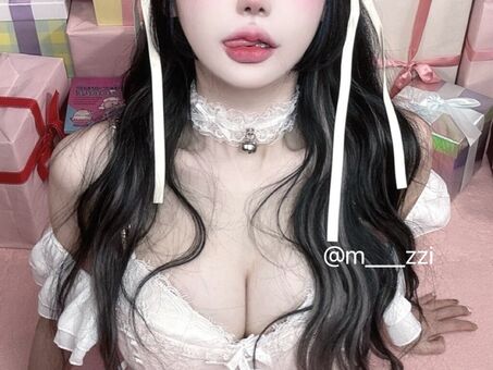 Mo_zzi Foto Nua Vazada OnlyFans 9