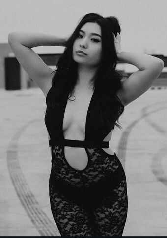 Mona Lenaa Foto Nua Vazada OnlyFans 29