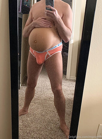 mpreg88 Foto Nua Vazada OnlyFans 10