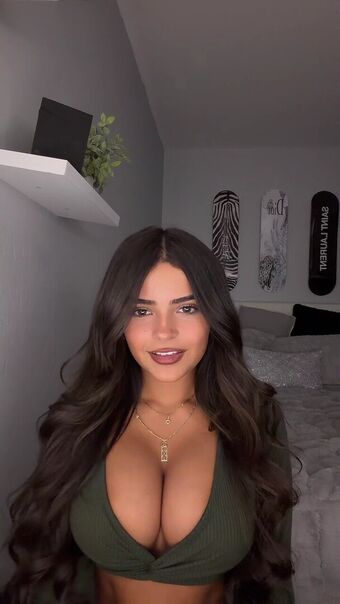 ms.chulaaa Foto Nua Vazada OnlyFans 19