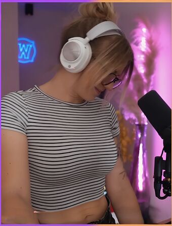 Naguura Foto Nua Vazada OnlyFans 20