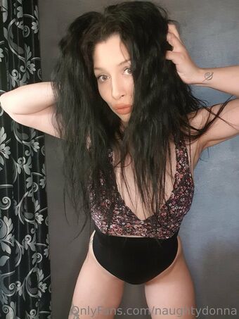 naughtydonna