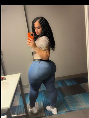 neeyce_ Foto Nua Vazada OnlyFans 4