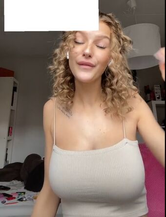 nelldelli Foto Nua Vazada OnlyFans 11
