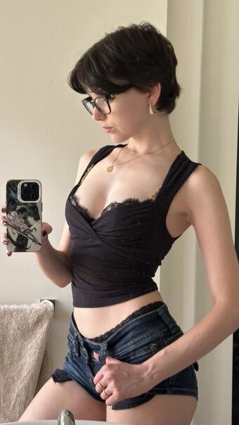 Newinsight Foto Nua Vazada OnlyFans 26