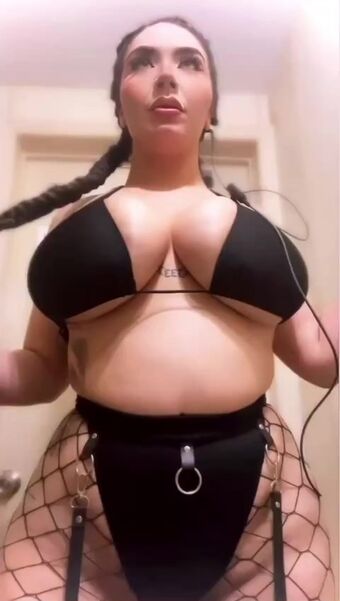 Nicky Nicole Foto Nua Vazada OnlyFans 10