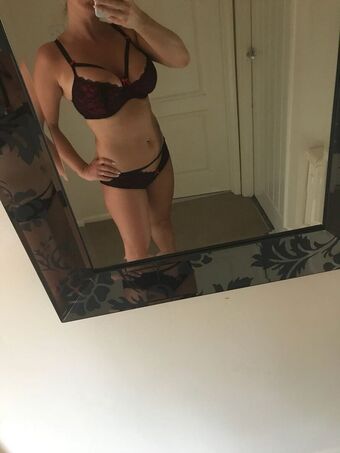 Nipsstrips Foto Nua Vazada OnlyFans 12