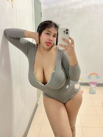 __nnapat__ Foto Nua Vazada OnlyFans 6