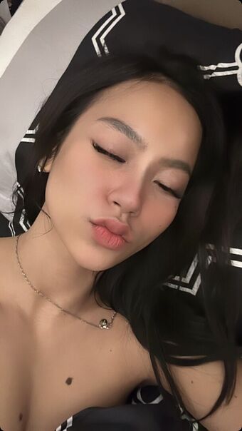 Nurlynnazureen Foto Nua Vazada OnlyFans 50