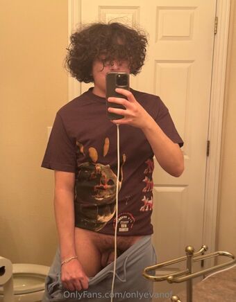 onlyevanof Foto Nua Vazada OnlyFans 26
