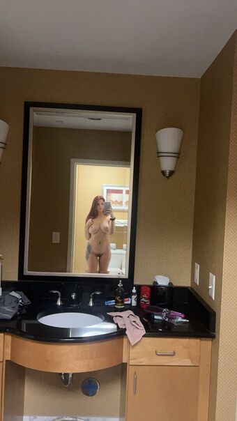 oxykxtten Foto Nua Vazada OnlyFans 4