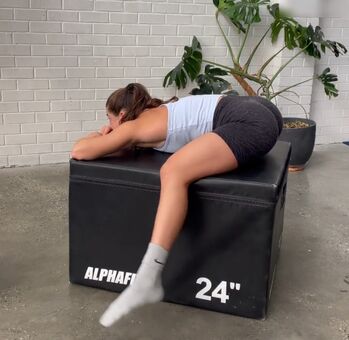Paula on Hands
