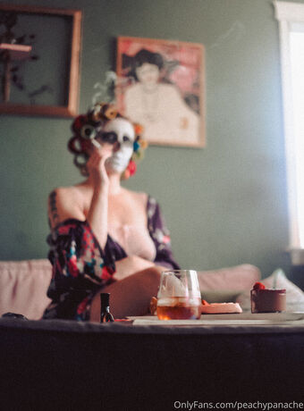 peachypanache