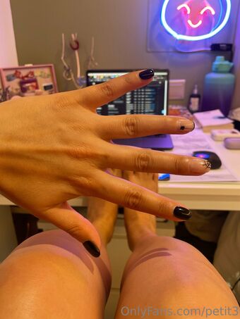 petit3 Foto Nua Vazada OnlyFans 10