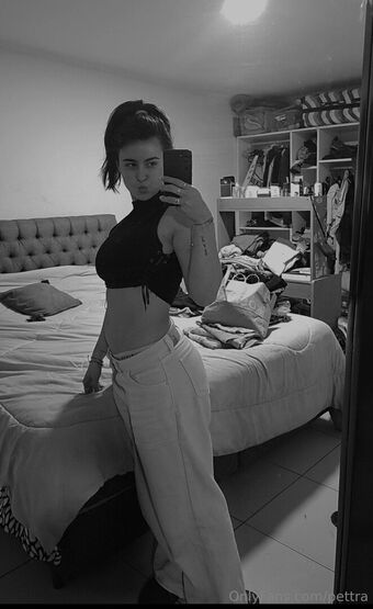 pettra Foto Nua Vazada OnlyFans 12