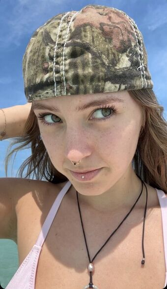 Peyton Coffe Foto Nua Vazada OnlyFans 1