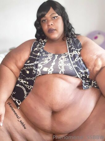 phenomenal_ssbbw
