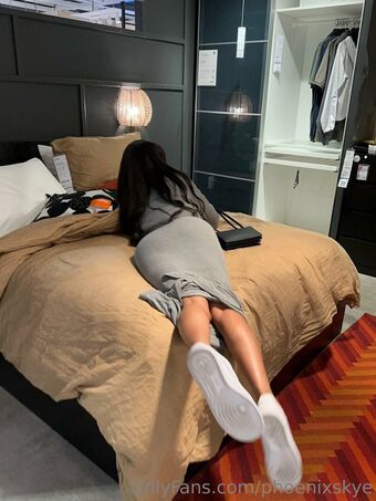 phoenixskye Foto Nua Vazada OnlyFans 29