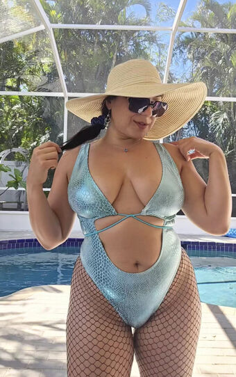 Pineapple Hoops Foto Nua Vazada OnlyFans 4