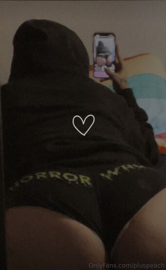 pluspeach Foto Nua Vazada OnlyFans 18