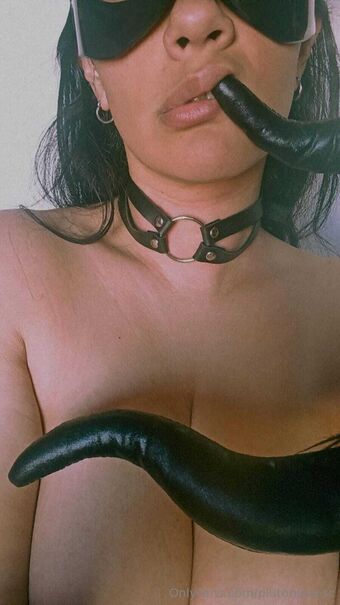 plutonicaesc Foto Nua Vazada OnlyFans 11