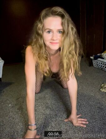 pollypocketx69 Foto Nua Vazada OnlyFans 15