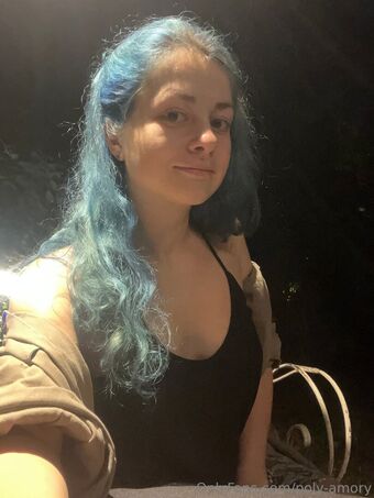 poly-amory Foto Nua Vazada OnlyFans 26
