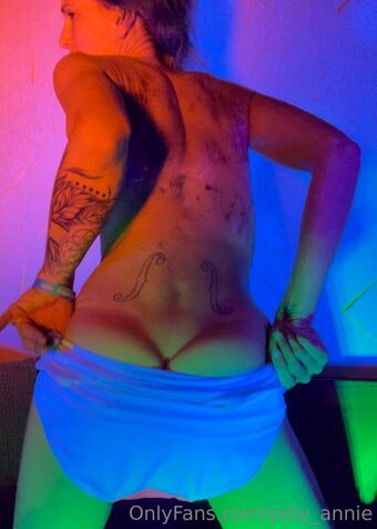 poly_annie Foto Nua Vazada OnlyFans 9