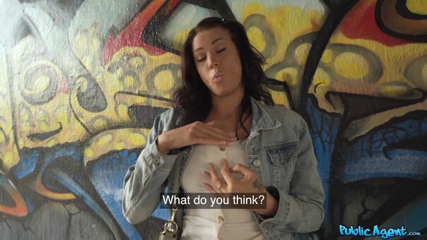 Public Agent Foto Nua Vazada OnlyFans 131