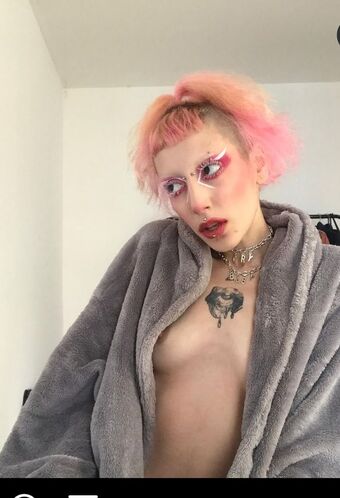Putas Punk Foto Nua Vazada OnlyFans 11