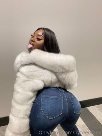 pyteeefans Foto Nua Vazada OnlyFans 20