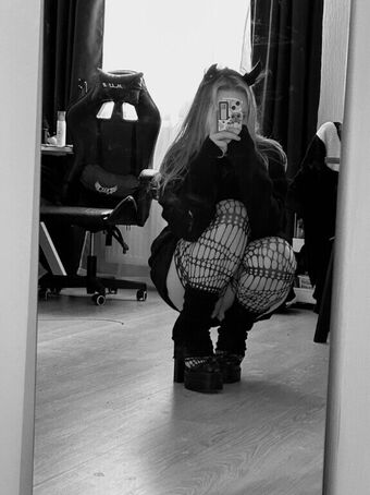 R1nari Foto Nua Vazada OnlyFans 189