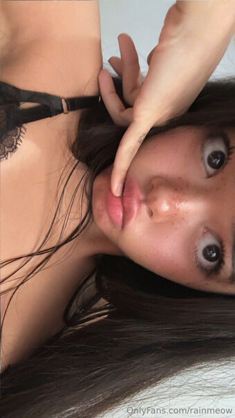 rainmeow Foto Nua Vazada OnlyFans 2