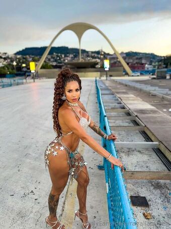 Rayalla Foto Nua Vazada OnlyFans 9