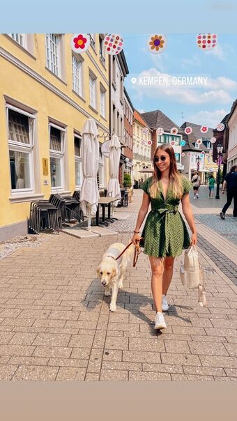 Rebecca Looschelders